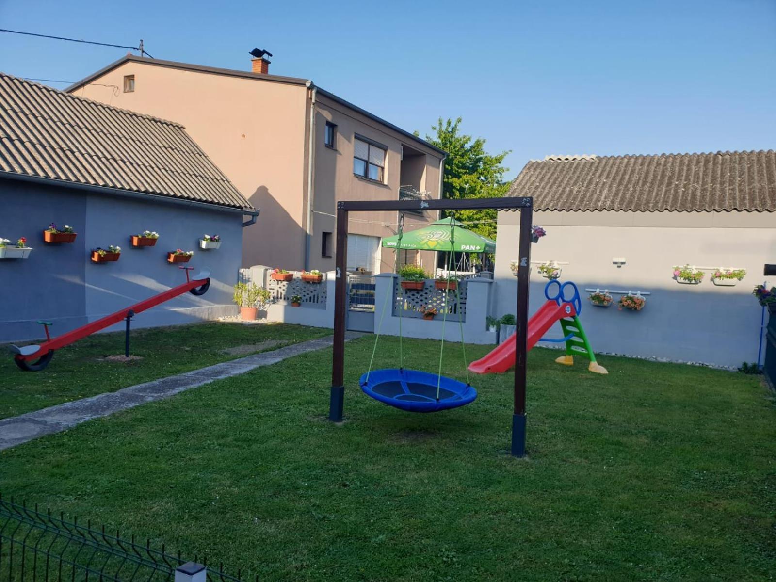 Apartman Sofia Zupanja Eksteriør bilde