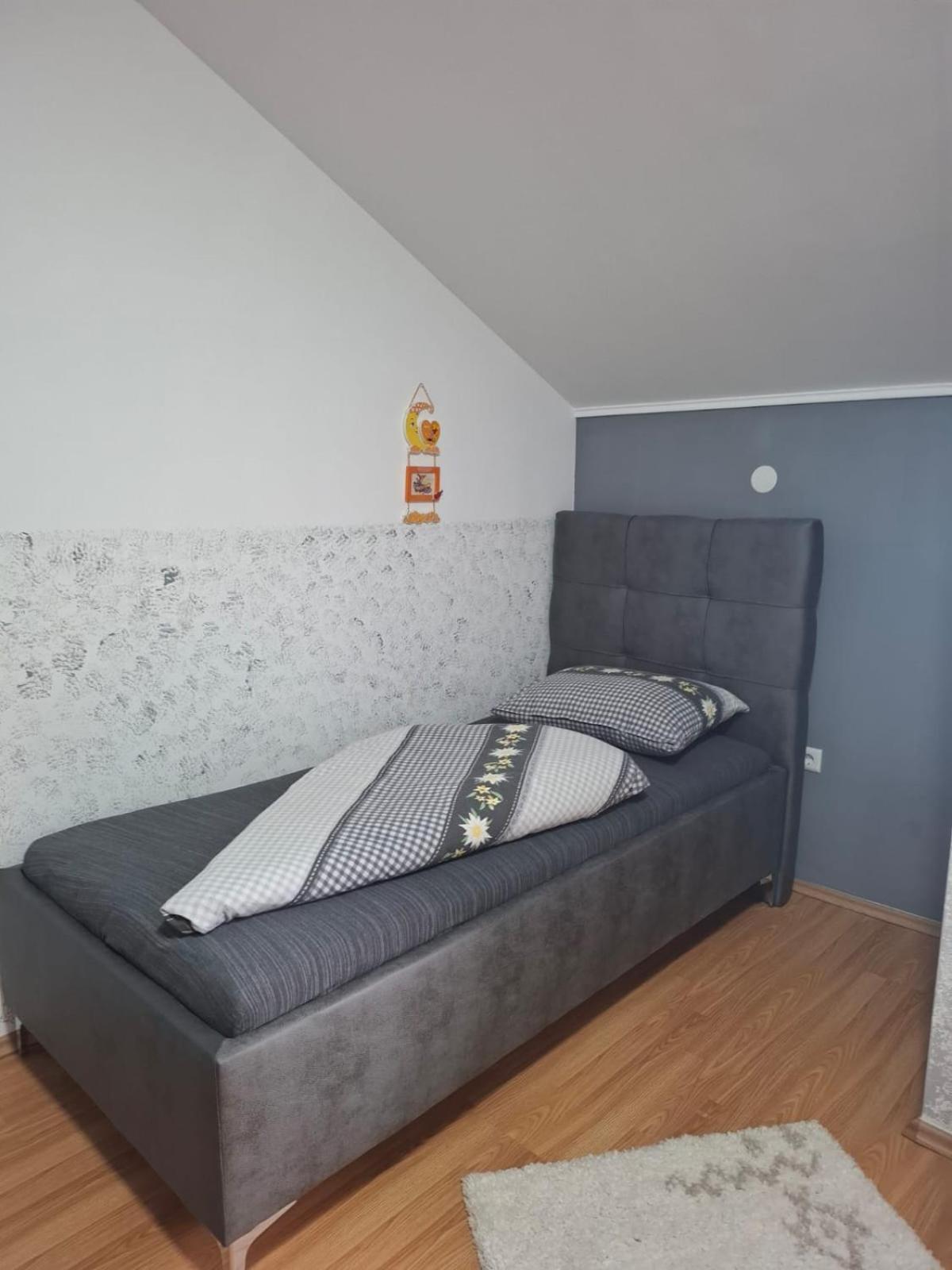 Apartman Sofia Zupanja Eksteriør bilde